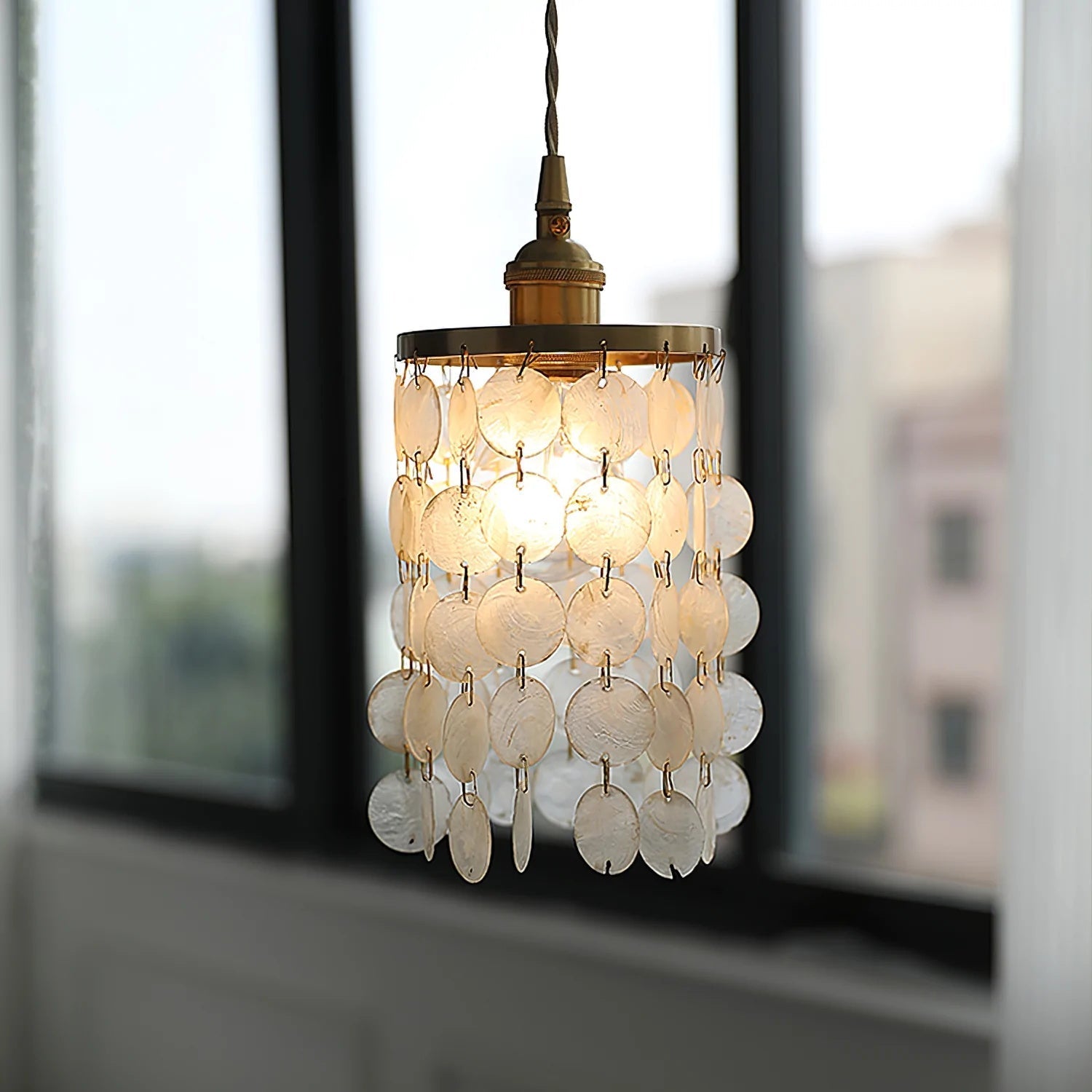 Light Shell Thing Shell Pendant Light